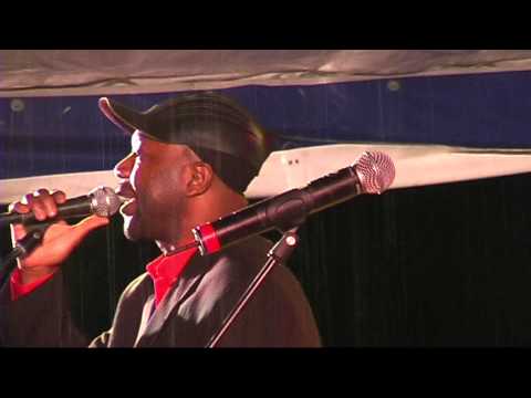 Ballou Canta & Luciana - 8 - LIVE at Afrikafestival Hertme 2008