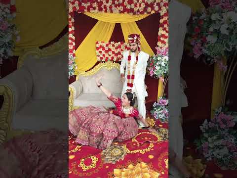 Dulhan Bani Item Girl 😂