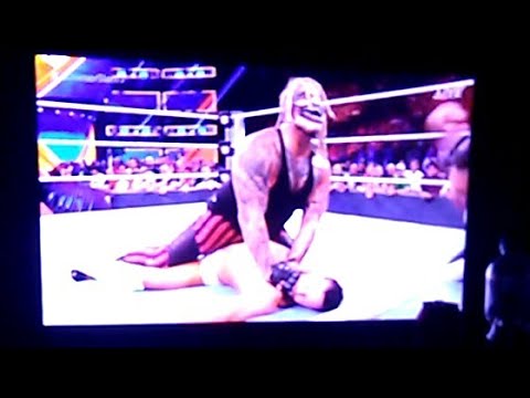 The Fiend Bray Wyatt Finisher (Mandible Claw)