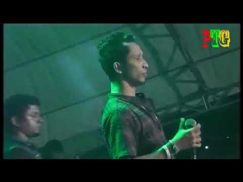 Adarayata Hitha Ridena Tharama   Indunil Handramana With Sahara Flash