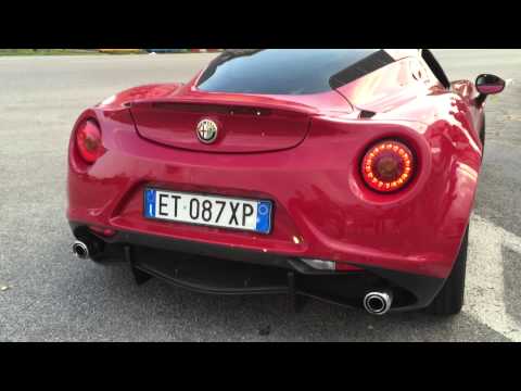 Alfa Romeo 4C  Sound & Ferrari F360 Modena Spider Acceleration