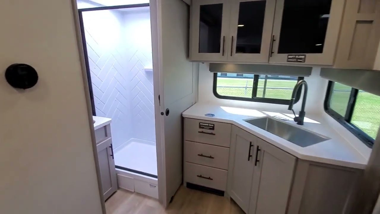 A photo of this 2026 Alliance Rv Delta Ultra Lite ML226