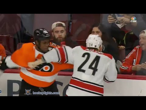 Brad Malone vs Wayne Simmonds