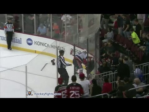 Joe Diamond vs Stephen Gionta Sep 19, 2013