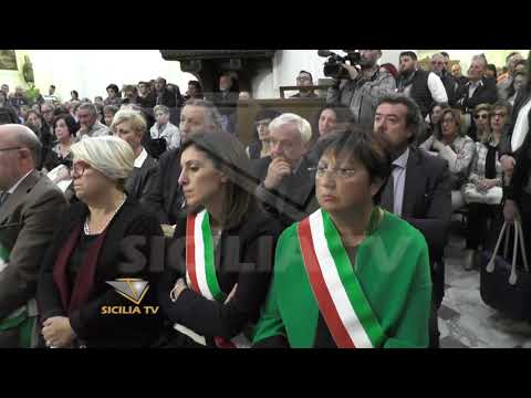 www.siciliatv.org - Naro. Funeral of workers Gallo and Cammilleri. Authorities in attendance.