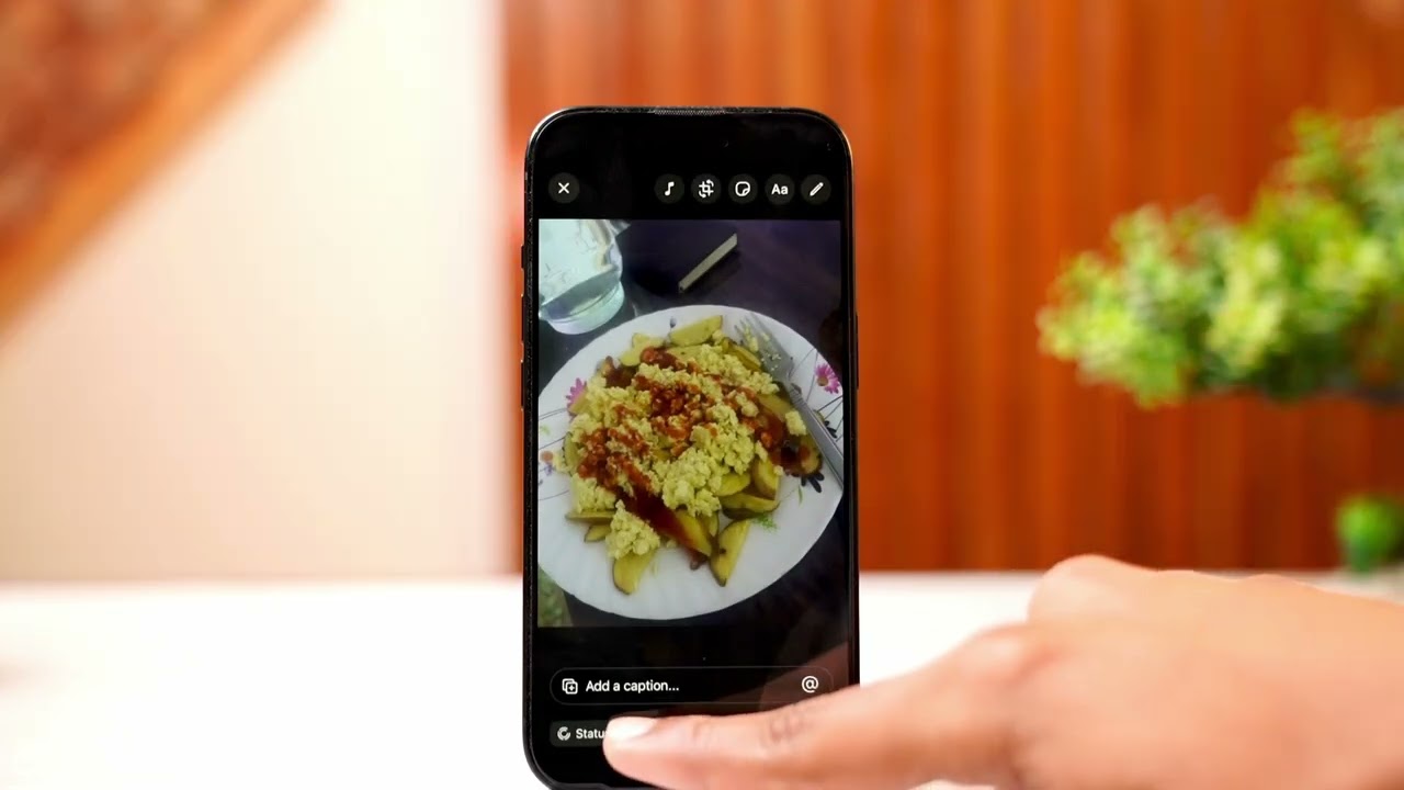 How to Use WhatsApp Status Update Feature