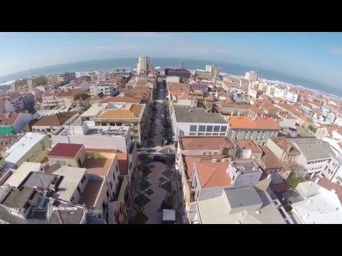 18 St. Hostel - Espinho presentation