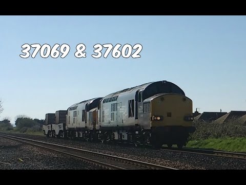 Prestatyn 7.4.2017 - DRS 37069 & 37602 on Valley flasks - Class 37