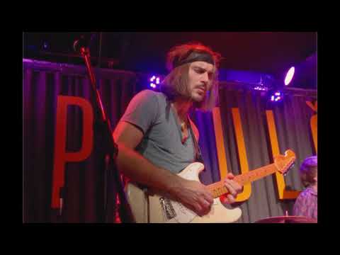 Voodoo Child (Slight Return) (Jimi Hendrix) Spring of 69 Sound