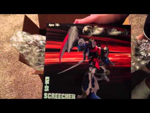 Unboxing..Mastermind Creations KM-05 Screecher and New Furby