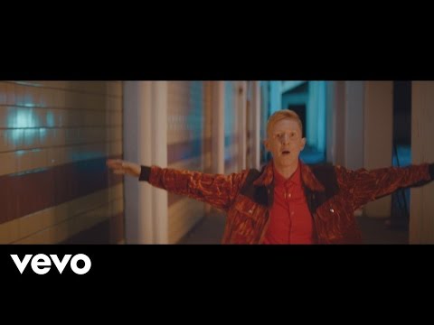 Nimmo - Dancing Makes Us Brave (Official Video)