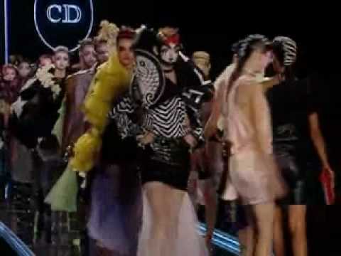 Christian Dior Fall/Winter 2003 - Ana Beatriz Barros