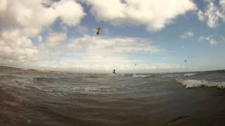 preview picture of video 'Kitesurfing Luce Bay May 2011'