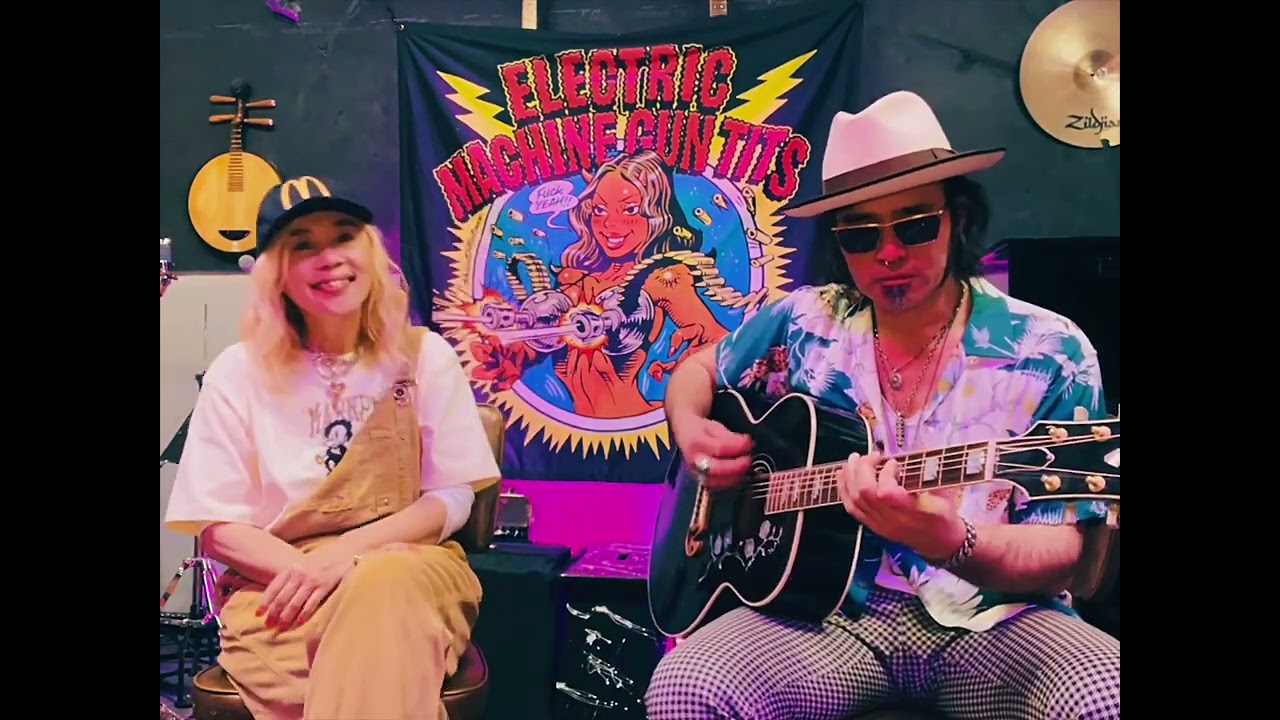 Where the hell is hello kitty’s mouth?