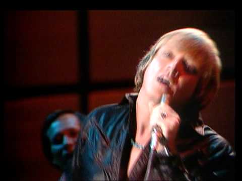 TOPPOP: Danny Mirror en The Jordanaires - Elvis Presley Medley