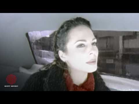 Demet Sağıroğlu - Bir Vurgun Bu Sevda / Ağır Roman Film Müzikleri (Official Video)