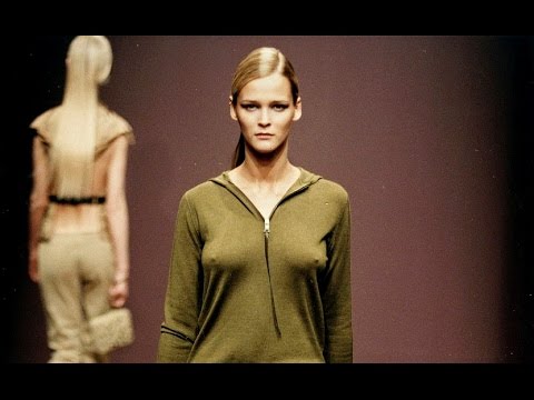 Prada | Fall Winter 1999/2000 Full Show | Exclusive