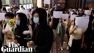 Hong Kong residents show support for mainland Chin