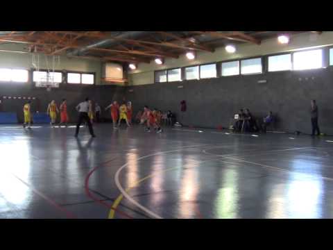 Escolapis Sarria 49 - CB Tona 64 (Sots-21Pref)