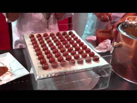 Lindt chocolate making