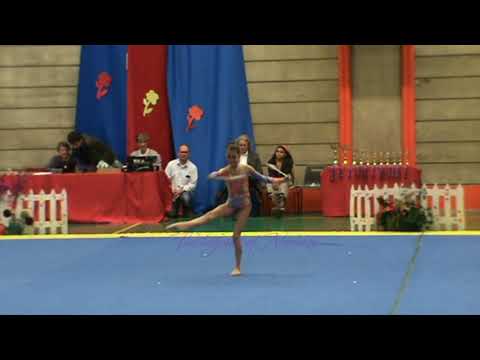 Camille AY massues - 2011 Gala Paris Centre