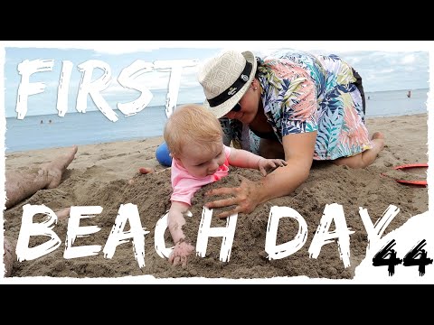 FIRST BEACH DAY (with our One Year Old Baby) | Vlog 044