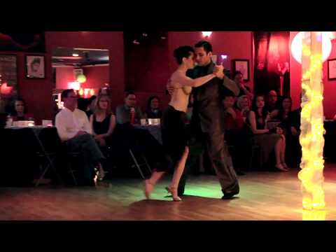 Leandro Capparelli &  Sol Alzamora - El Acomodo - Edgardo Donato Argentine Tango