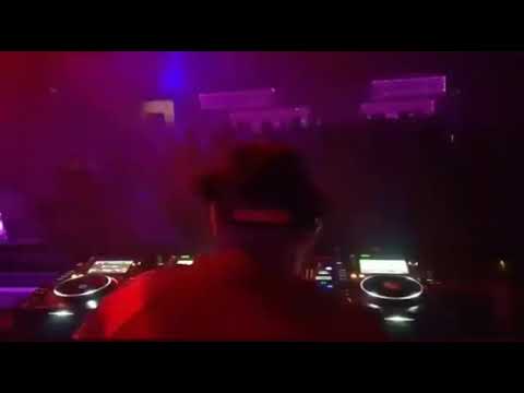 Antonio Pica plays „Tomi & Kesh, Alessio Bianchi - Lucky Punch“ at Urban Project Las Palmas