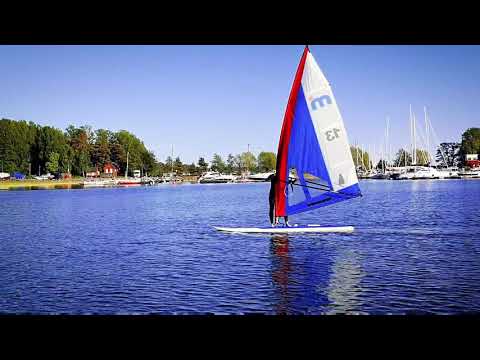 Surffikurssille - fiilistelyä purjelautailun alkeiskurssilta