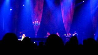 Tori Amos - much of Smokey Joe with strings, Austin, Texas, 21 Dec 2011