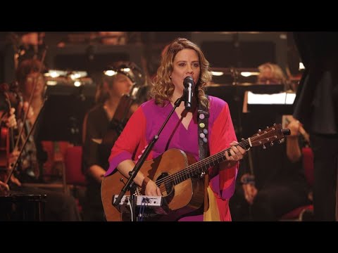 Aneta Langerová & Janáčkova filharmonie Ostrava - Podzim (oficiální video)