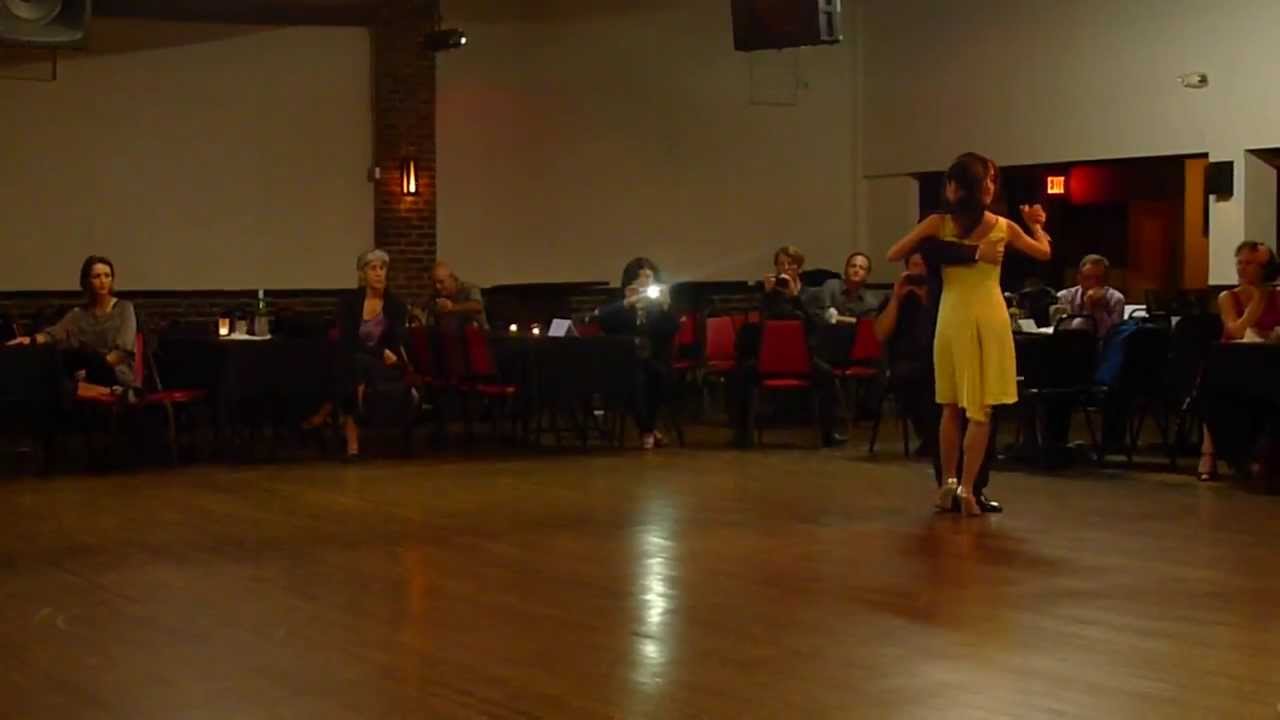 Leonel Hung-Yut Chen y Florencia Hwayi Han - Milonga Tango Mio 1