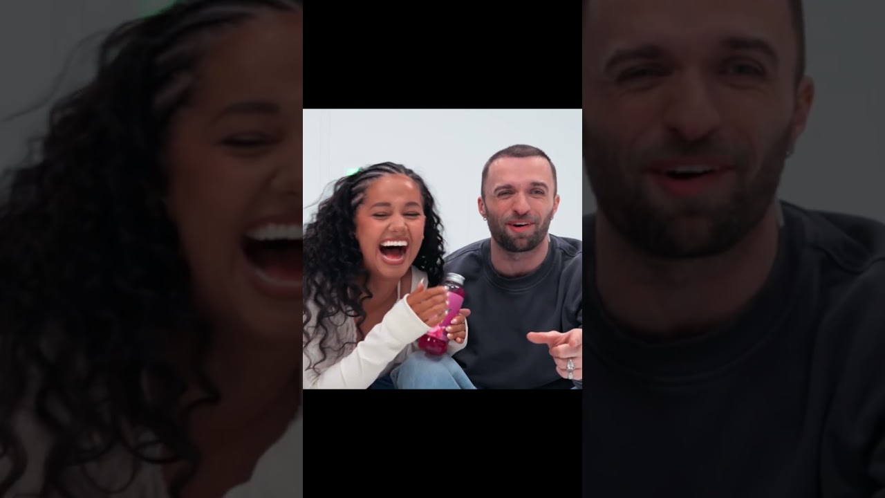 Ils doivent les empêcher d'ouvrir la porte thumbnail