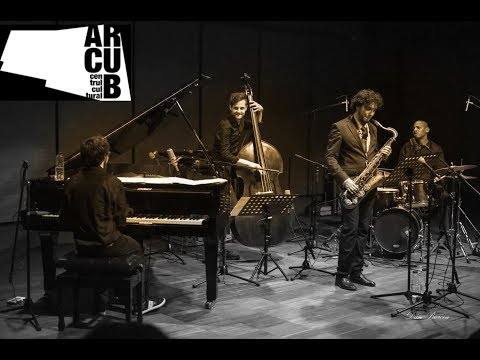 Toma Dimitriu Quartet-  One Finger Snap (H. Hancock)