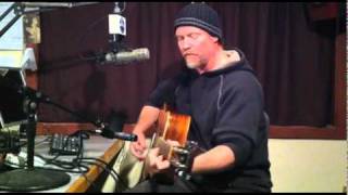 Shawn Mullins - "Lullaby" - Radio Woodstock 100.1 WDST - Live @ 5 - 11/3/10