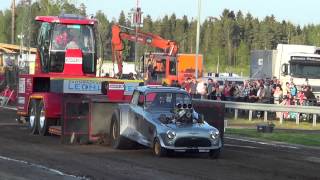 preview picture of video 'Pluto, Two Wheel Drive at Lidköpings City Pull 2013'