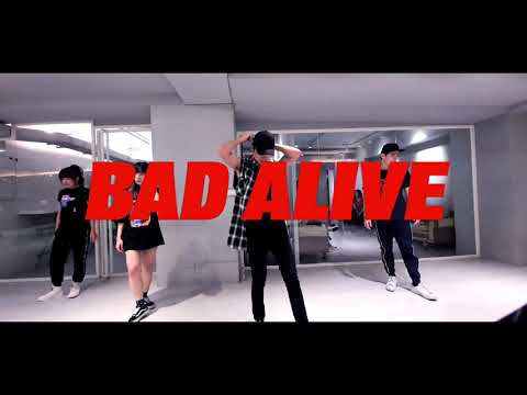 WayV 威神V 'Bad Alive dance cover 4 by Darren/Jimmy dance studio