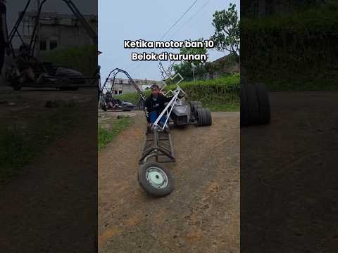 Temannya sampai turun #automobile #motoroffroad #youtubeshorts #modifikasimotor