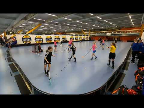 3.4.2022 FC Tuusula/Blackbirds United T18  - Classic II - erä 2/3 Esport Arena