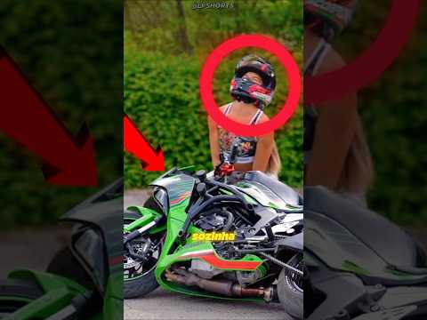 Ela caiu da moto mas teve uma ideia 😱