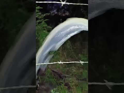 Mini poço município Palmeiras de Goiás 12 m perfurado 2.000 l por hora fone 62 99328-9329