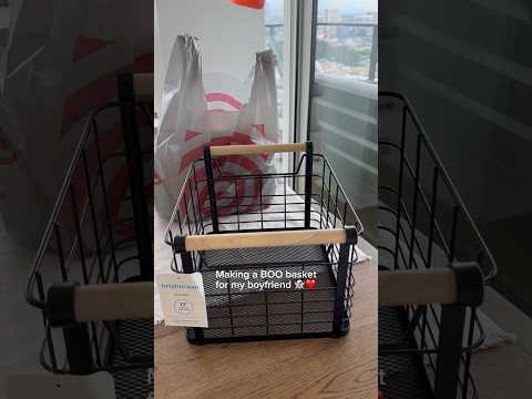 BOO BASKET FOR BOYFRIEND 😱😍 #organization #satisfying #candy  #halloween #boobasket #boyfriend