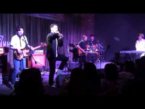 잔나비 - 사랑하긴 했었나요 스쳐가는 인연이었나요 짧지않은 우리 함께했던 시간들이 자꾸 내 마음을 가둬두네 + 알록달록