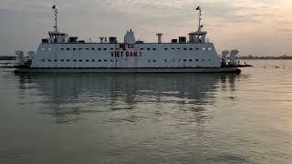 Chiều qua phà Đình Khao.Tết 2025