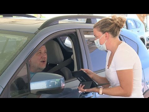 Milwaukee hosts first drive-thru vaccination clinic at Summerfest grounds