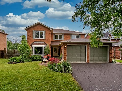 Property For Sale at 1264 Fieldcrest Lane, Oakville ON.