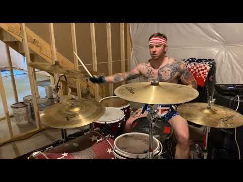 Volbeat: Die To Live (Feat. Neil Fallon)