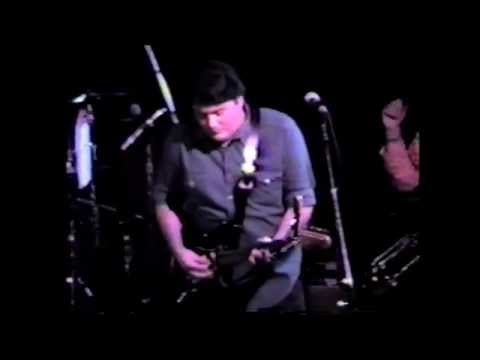 Videoclip de Tears of God (Live) — Los Lobos