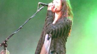 The Raconteurs &amp; Alison Mosshart - Steady As She Goes - Memphis