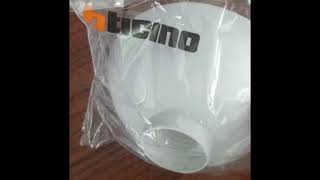 Como instalar un portafoco o socket marca Bticino